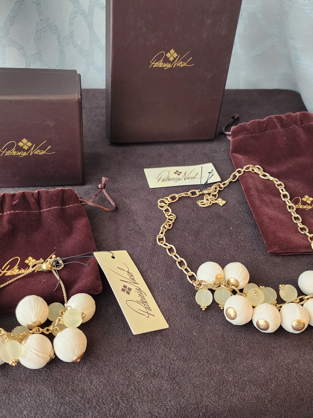 Patricia Nash Cream Raffia & Lucite Statement Necklace & Bracelet Set NWT & Box